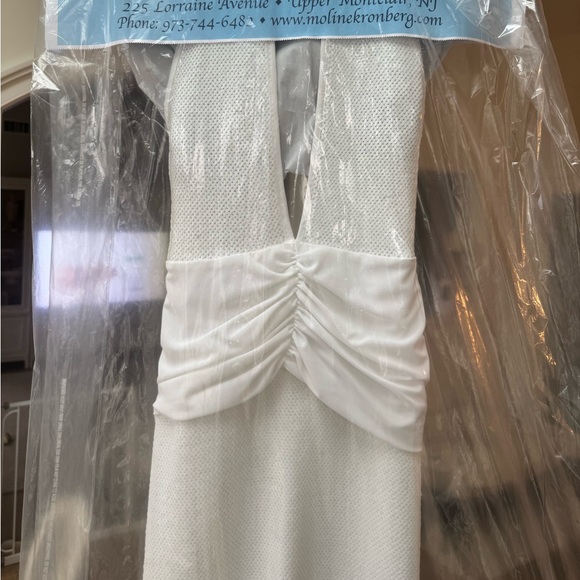 Plunging white sequin gown with halter neck and open back, XS - Picture 7 of 7